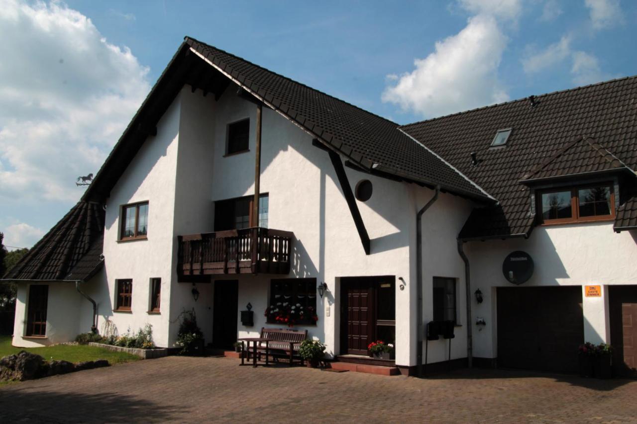 Gaestezimmer Gier Dahlem  Exterior photo